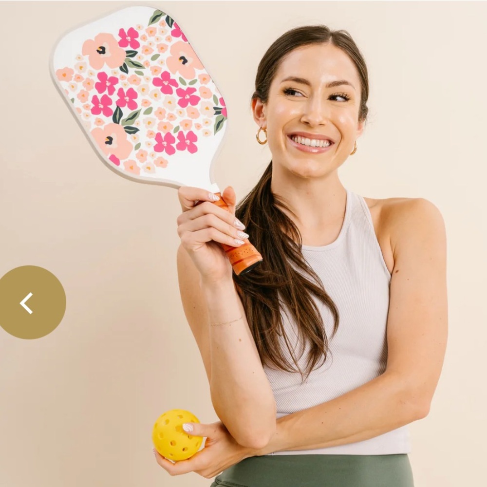 NEW WITH TAGS! THE DARLING EFFECT Pickleball Paddle Lively Flora Pink - Picture 3 of 11